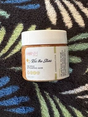 AMNH aminnah Kiss The Stars 24K Gold Lip Plumping Mask